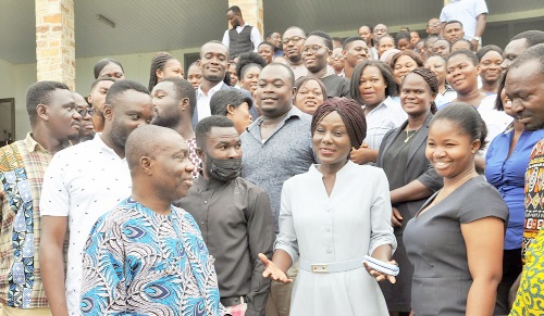 Afenyo (3rd from left) with officials of the VRCC and the participants Afenyo (3rd from left) with officials of the VRCC and the participants